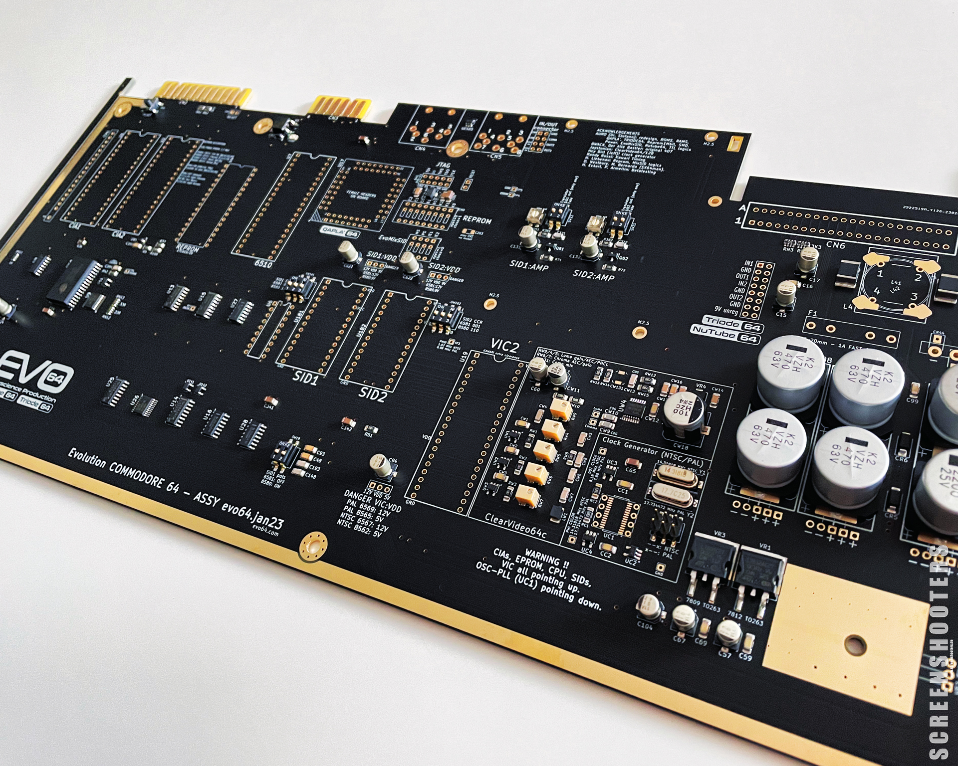 C64-149-EVO64_18.jpg